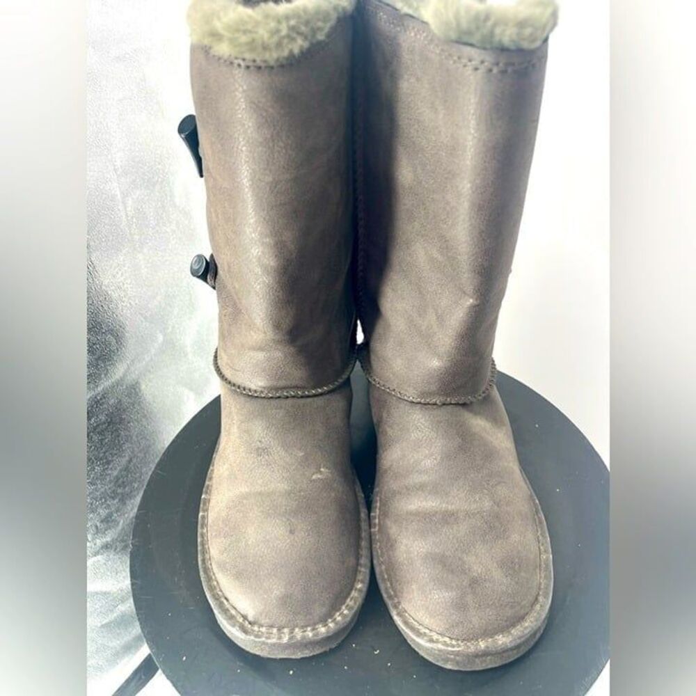 Sonoma Faux Fur Lined Winter Boots Toggle Button Closure Warm Comfy size 8